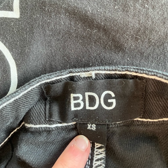 UBRAN OUTFITTERS BLACK DENIM SKIRT - Picture 4 of 4